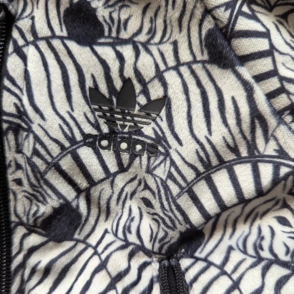 addidas velour zebras print sweat track suit 9 months - Picture 3 of 4
